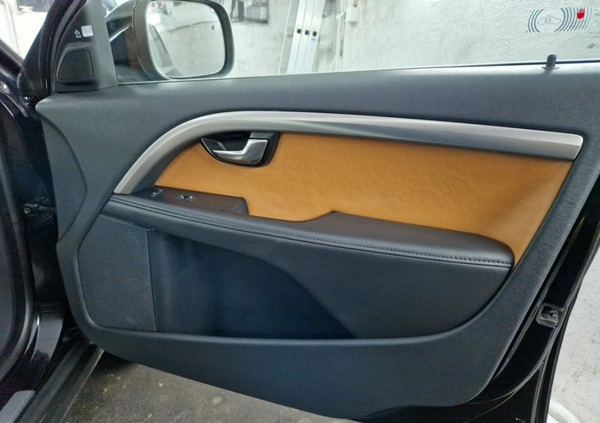 Volvo XC 70 cena 84000 przebieg: 146000, rok produkcji 2013 z Ośno Lubuskie małe 407